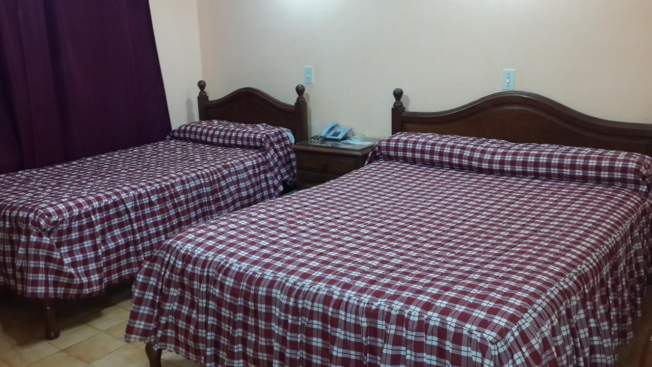 Gran Hotel Arauco Aimogasta 部屋 写真